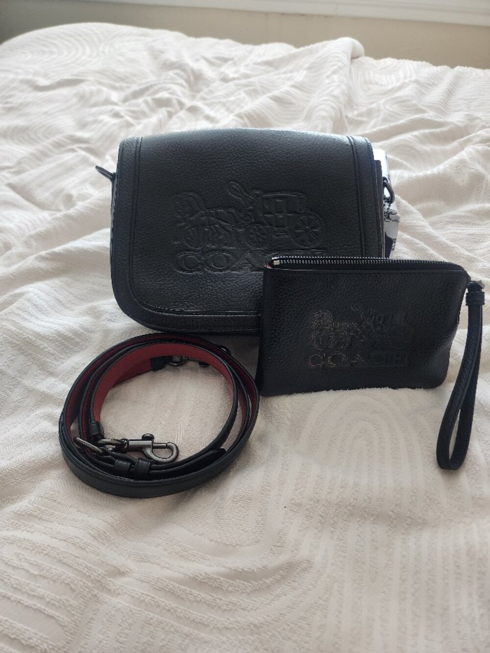 Pre-loved Coach Saddle Bag With Horse And Carriage w/ Wristlet